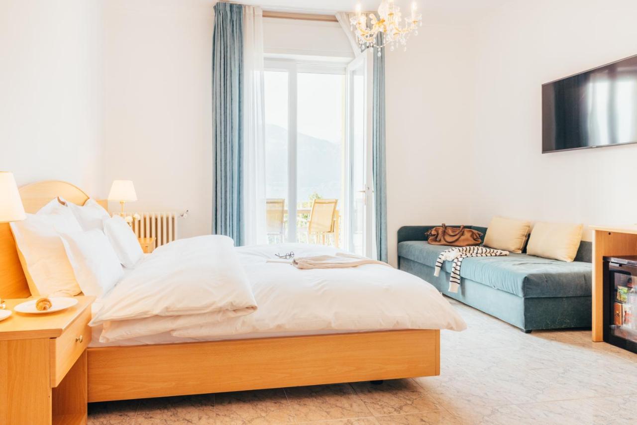 Hotel Orione - Lake Front Hotel Brenzone sul Garda Exteriör bild
