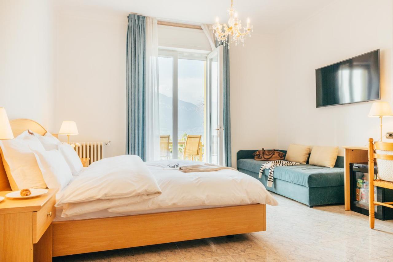 Hotel Orione - Lake Front Hotel Brenzone sul Garda Exteriör bild