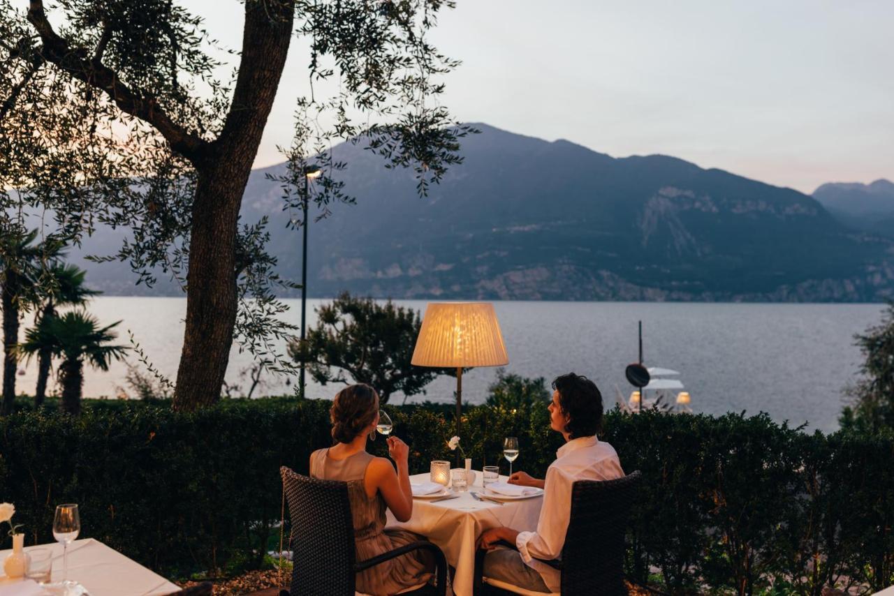 Hotel Orione - Lake Front Hotel Brenzone sul Garda Exteriör bild